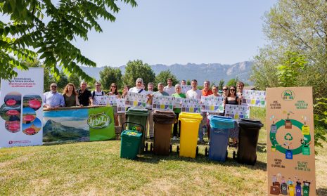 Foto noticia - Los campings navarros se comprometen con la separación de los residuos